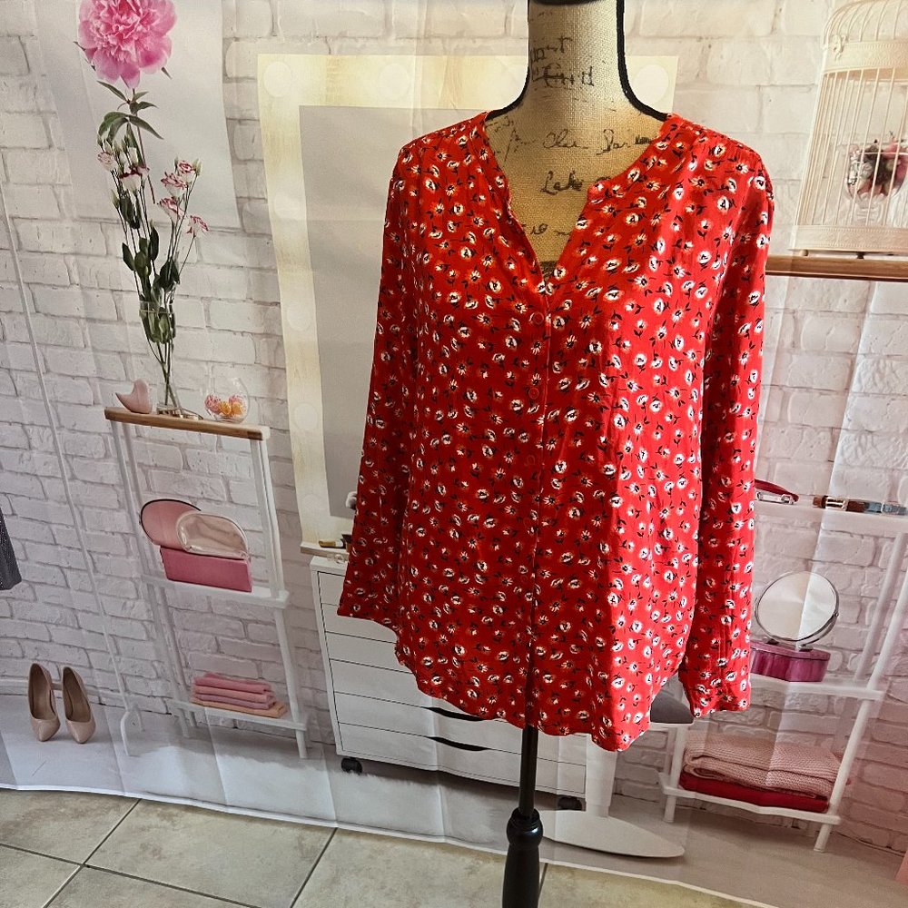 Button Front Top